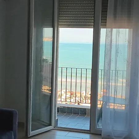 Apartment Facing The Sea Durres