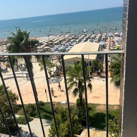 Direct Sea View Apartmán Durrës